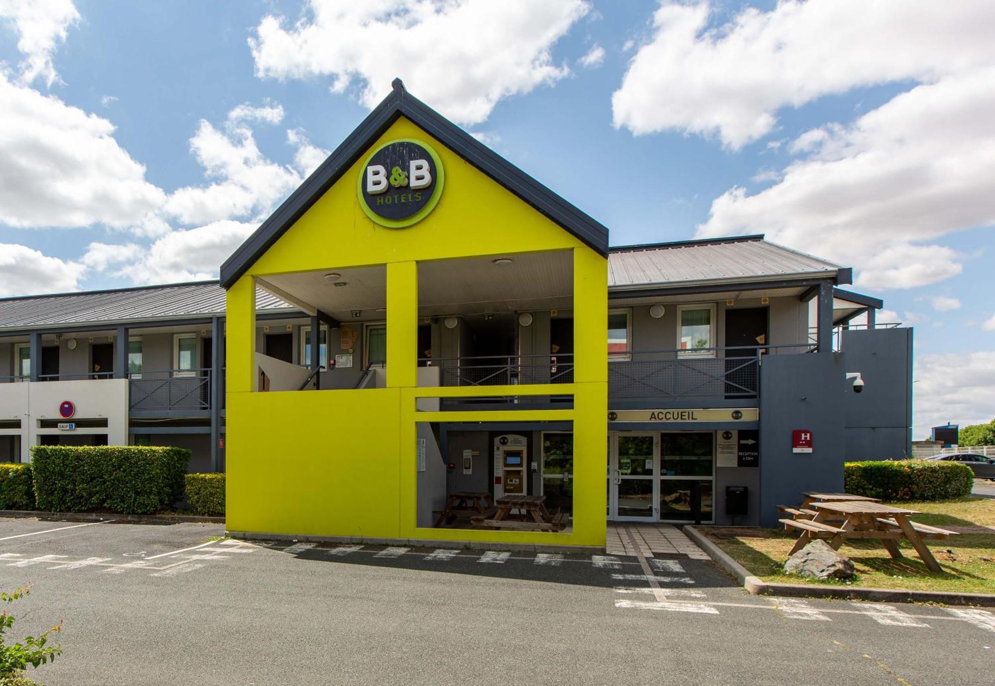 B&B HOTEL CHATEAUROUX Aéroport Déols Esterno foto