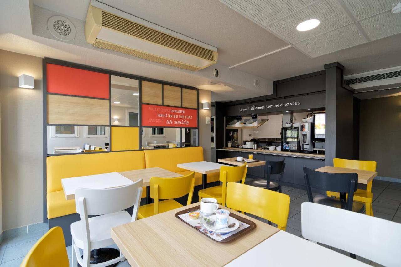 B&B HOTEL CHATEAUROUX Aéroport Déols Esterno foto